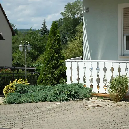 Hotel-garni 'zum Weinkrug' Sommerhausen