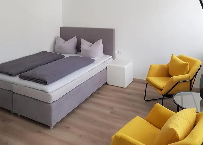 Hotel-garni 'zum Weinkrug' 3*