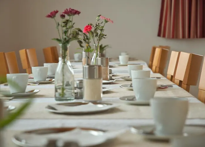 Hotel-garni 'zum Weinkrug' 3*