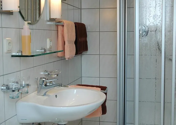 Vendégház Hotel-garni 'zum Weinkrug' 3*