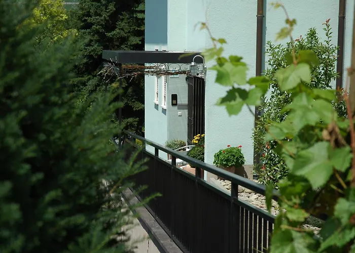 Vendégház Hotel-garni 'zum Weinkrug'
