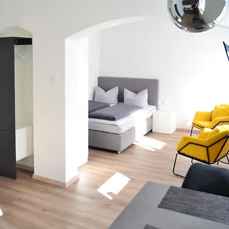 Guest house Hotel-garni 'zum Weinkrug' 3*