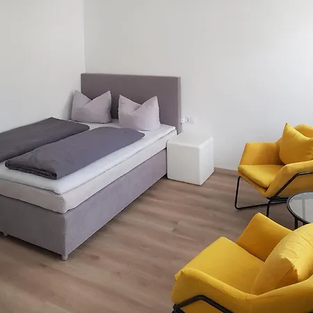 Hotel-garni 'zum Weinkrug' 3*